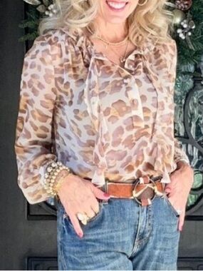 Cabi Ava Blouse